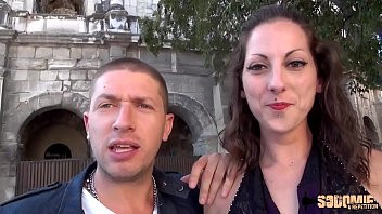 Play Maeline, jeune salope veut de plus en plus de bites