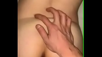 Play واحد مع خطيبته