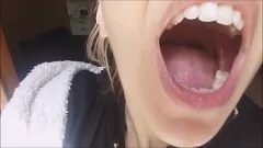 Play Deepthroat Nurse: Bitten and Swallowed