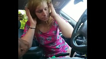 Play Whore get mad when she is forced to give a pimp a blowjob on camera(WHAT'S HER NAME?)