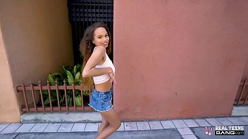 Play Real Teens - Beautiful Ebony Teen Cecilia Lion Gets Fucked