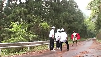 Play 他們被暴露的瘋阿姨 2