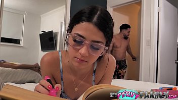 Play Delinquent Bro Fucks Nerdy Teen Step-Sister - Kylie Rocket -