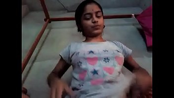 Play Indian Tamil girl cucumber masturbation