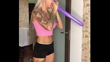 Play Mon amie et moi sexe scene